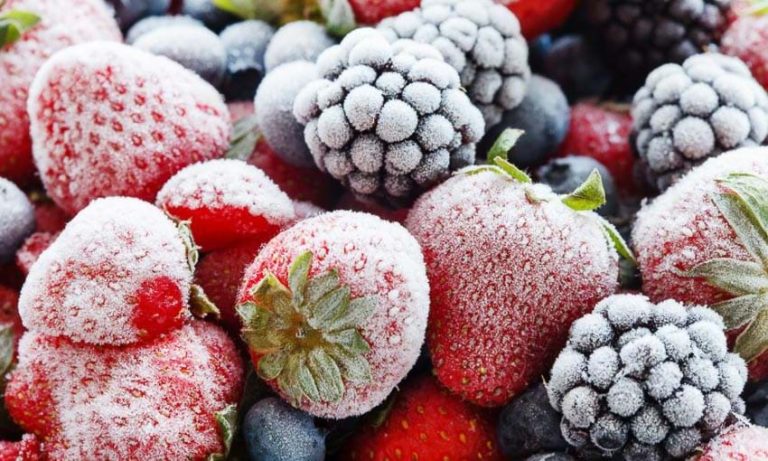 Frozen cut fruits