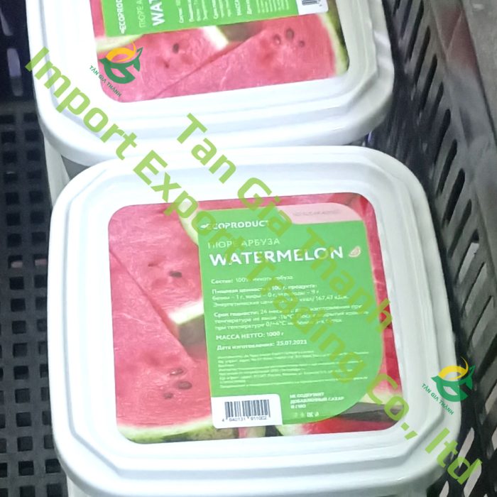 Frozen watermelon juice packing in plastic box