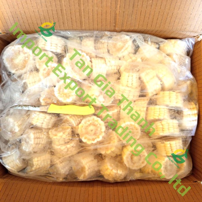 Frozen waxy corn on the cob of Tan Gia Thanh