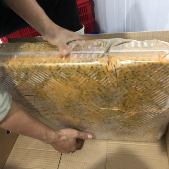 Frozen passion fruit juice for export
