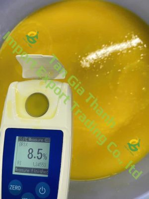 Frozen calamansi juice is extracted from fresh calamansi fruit and then preserved through freezing to maintain its characteristic flavor, aroma, and freshness